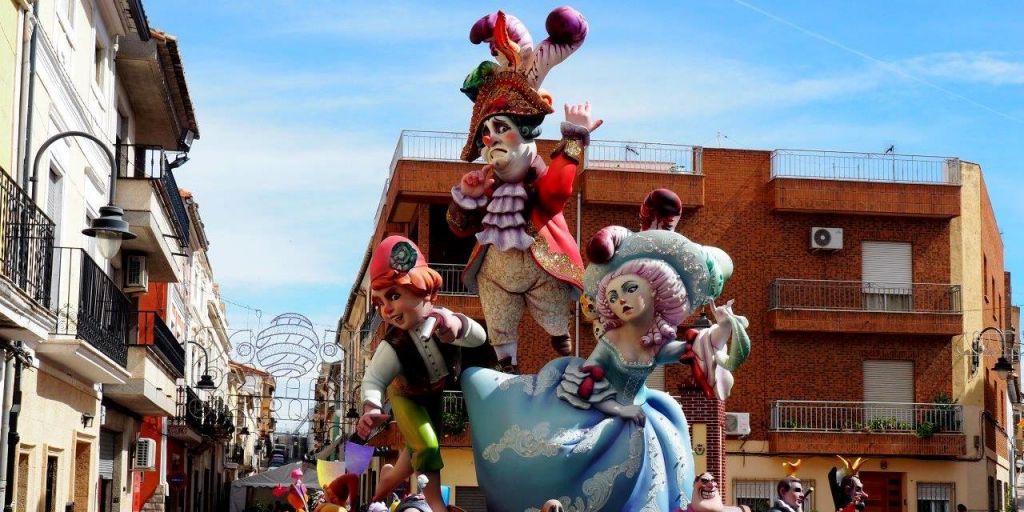  Turís se prepara para las fallas 2019