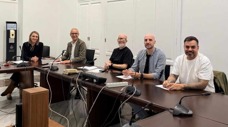 Javier Valiente será el encargado de dar forma a la imagen gráfica de la Gran Fira de València 2026