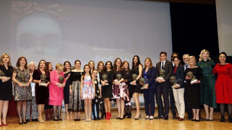 Almirante Cadarso-Conde Altea celebra la gala “Votes for Women” premiando a 12 mujeres