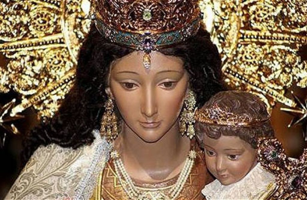  La imagen peregrina de la Virgen de los Desamparados visita por primera vez Carlet este fin de semana