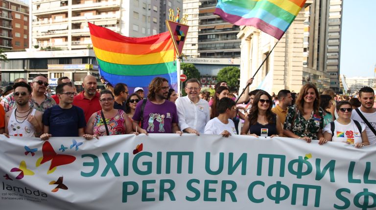 Puig y Oltra, orgullosos de la tolerancia de los valencianos con el colectivo LGTBI