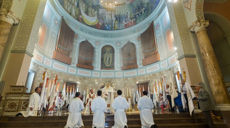 EL SEMINARIO MAYOR ACOGE UNA VIGILIA POR LAS VOCACIONES SACERDOTALES