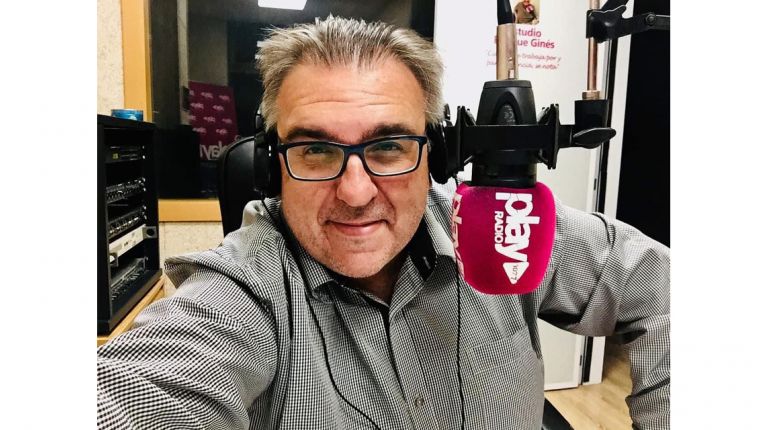 Vicente Alventosa galardonado con el ‘Premio Periodista Gil Sumbiela’ en su XVI edición 