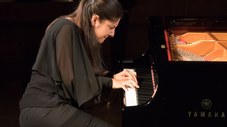La ganadora del Premio Iturbi, Fatima Dzusova, ofrecerá un concierto en el Palau de Les Arts