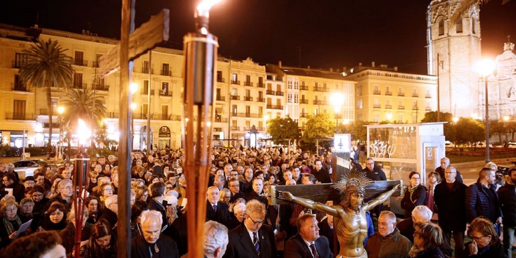  Las calles del centro de València se llenarán con el Via Crucis diocesano
