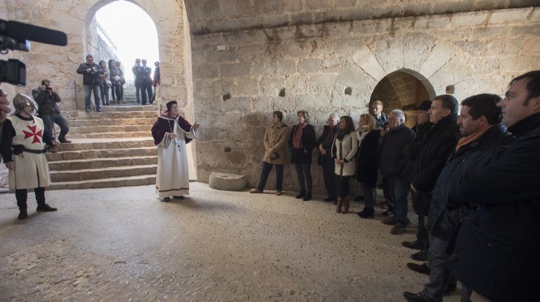 La Diputación estrena las visitas teatralizadas del Castillo de Peñíscola con el récord de 2.900 visitantes en una jornada