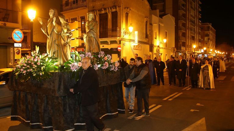 La nueva Hermandad de la Misericordia procesiona por primera vez en la Semana Santa Marinera