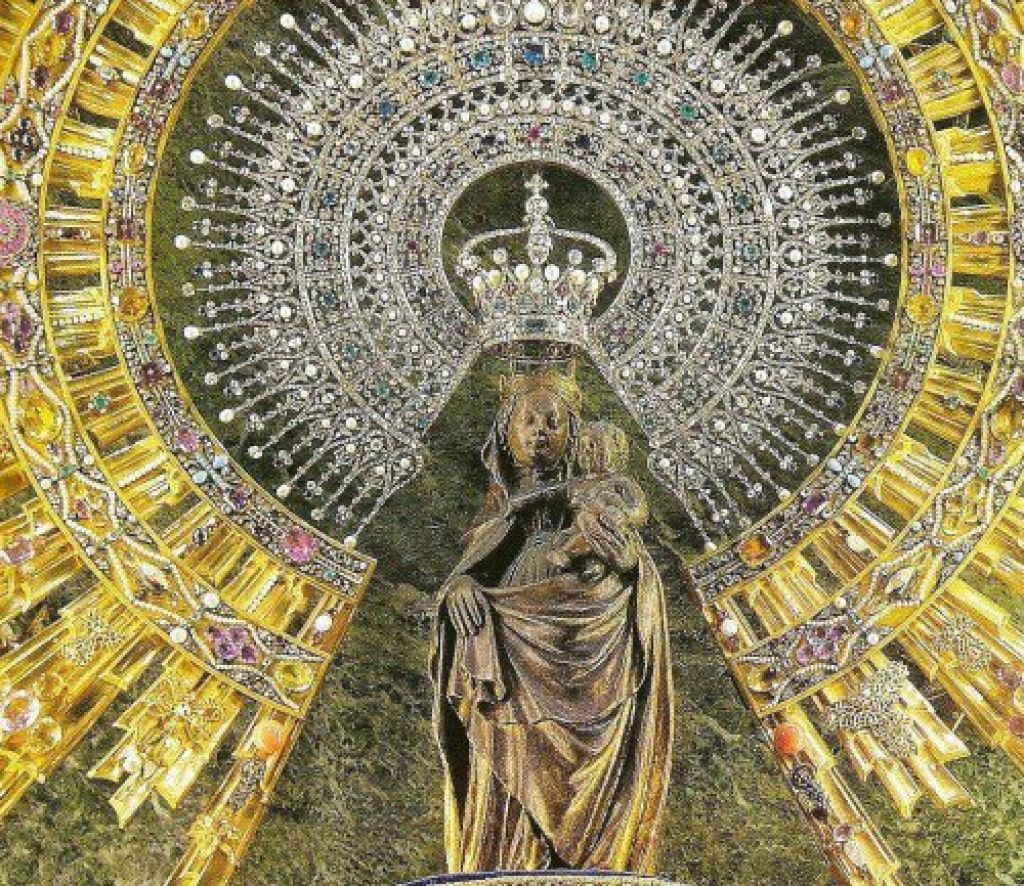  La Guardia Civil y el Centro Aragonés celebran en Valencia a su patrona, la Virgen del Pilar