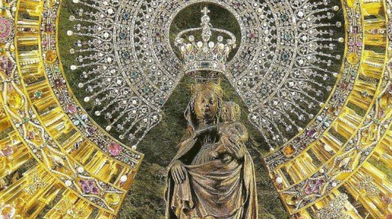 La Guardia Civil y el Centro Aragonés celebran en Valencia a su patrona, la Virgen del Pilar