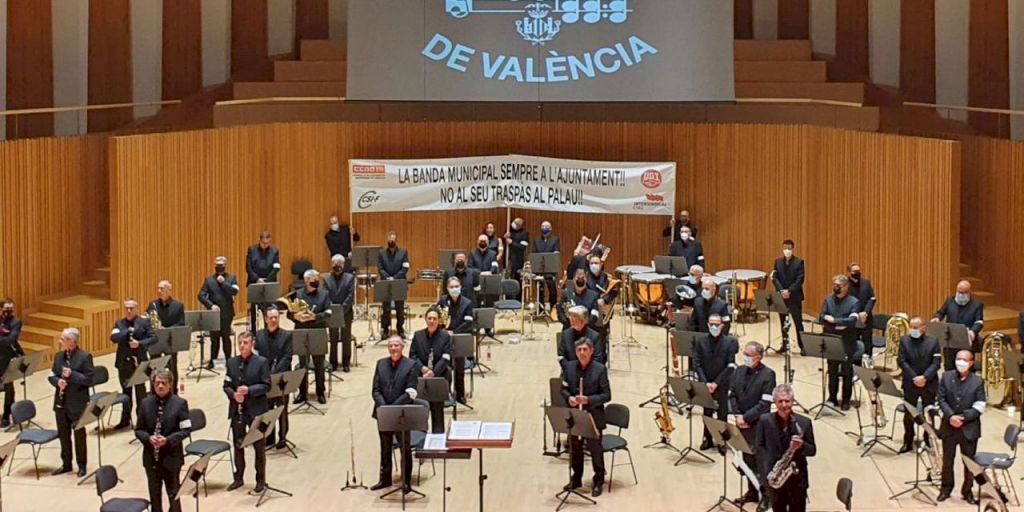  La Banda Municipal de València rinde homenaje a Nino Bravo en el 50 aniversario de su muerte 