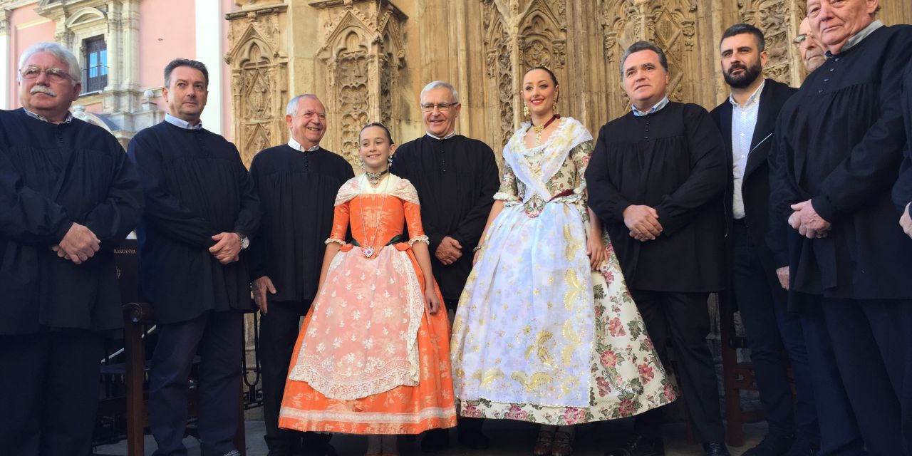   El AYUNTAMIENTO CELEBRA, CON MOTIVO DEL PRIMER ANIVERSARIO DE LA DECLARACIÓN DE LAS FALLAS COMO PATRIMONIO INMATERIAL DE LA HUMANIDAD, SU HERMANAMIENTO CON EL TRIBUNAL DE LAS AGUAS 