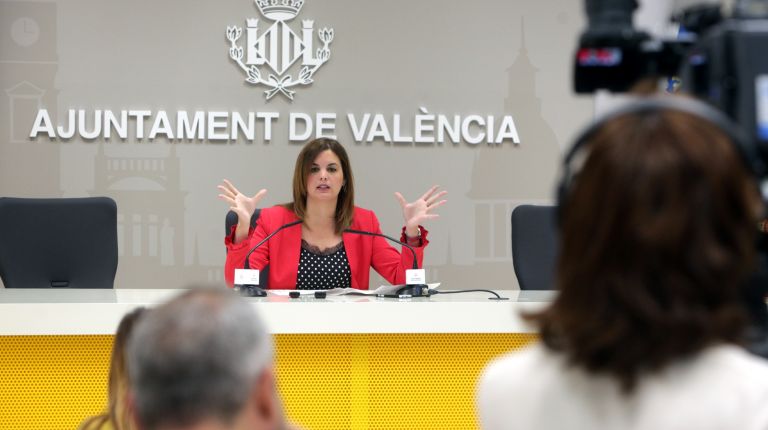 EL AYUNTAMIENTO QUIERE EL CONTROL SOBRE LA CONCESIÓN DE PERMISOS PARA APARTAMENTOS TURÍSTICOS