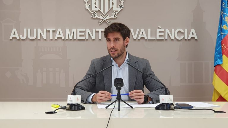 El Ayuntamiento destina casi 3 millones de euros para subvencionar los monumentos falleros de 2026 