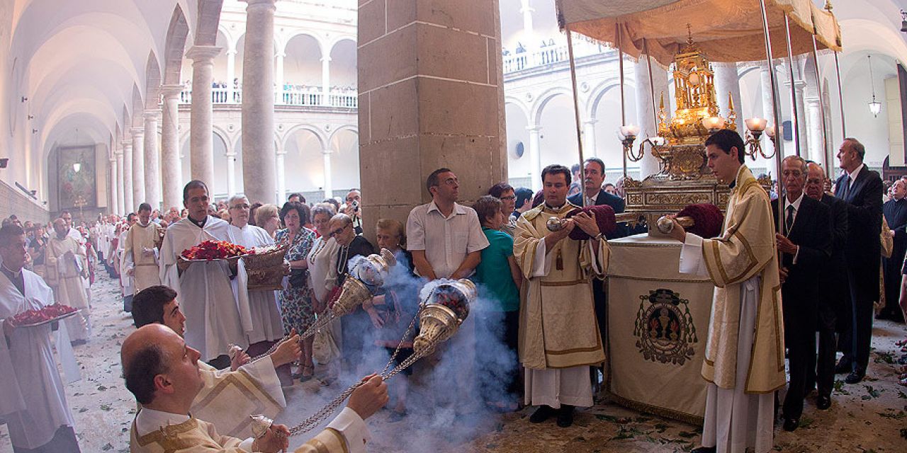  El Cardenal preside mañana la procesión claustral de la Octava del Corpus en “El Patriarca”