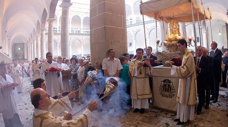 El Cardenal preside mañana la procesión claustral de la Octava del Corpus en “El Patriarca”