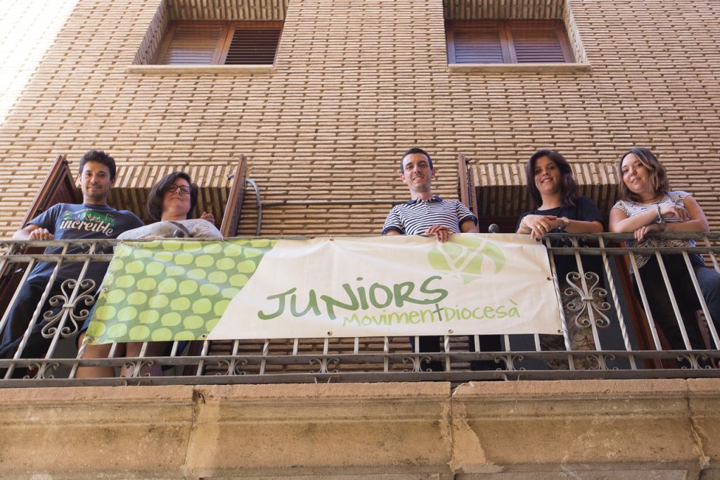  El movimiento diocesano Juniors abre al público su nueva sede, junto a la iglesia de la Compañía de Jesús