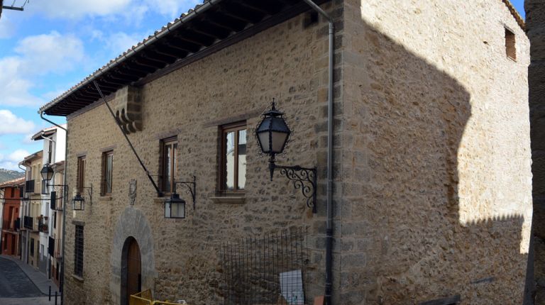 Morella realiza mejoras en la Cofradía y se prepara para los festejos de Sant Antoni