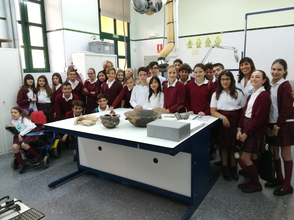  El Museu Valencià de Prehistòria celebra la Semana de la Ciencia con visitas guiadas a su laboratorio de restauración  