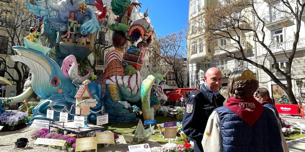  València ‘Emprender con Arte’ inyecta casi 300.000 euros para impulsar a los artistas falleros