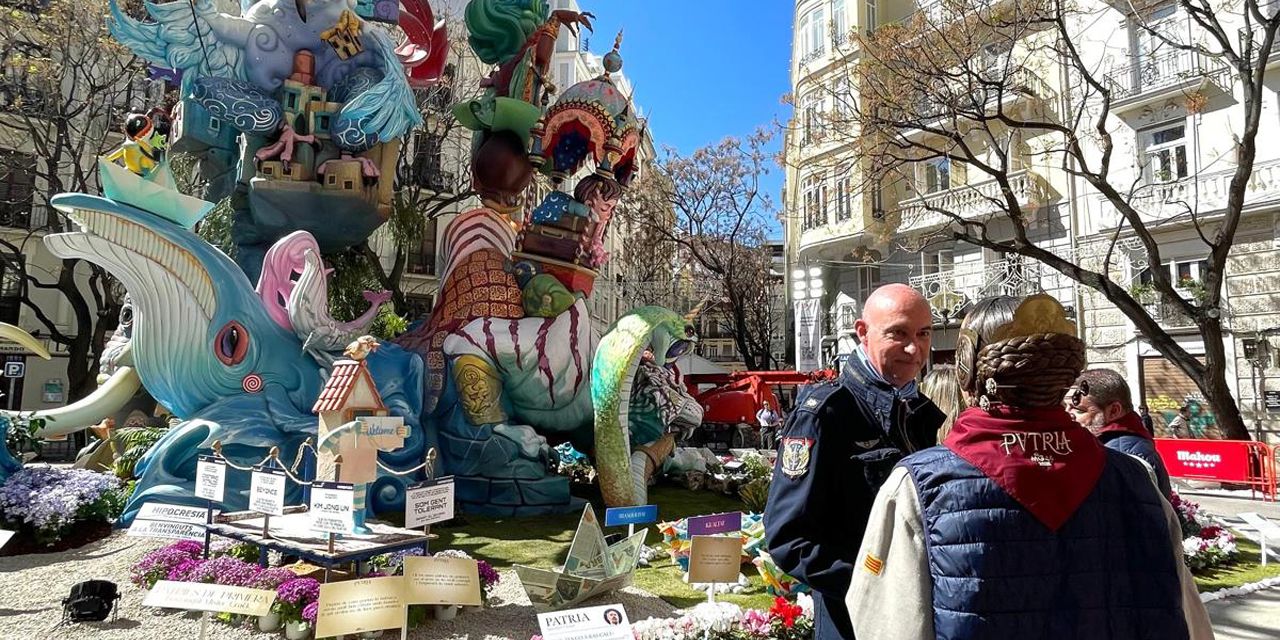  València ‘Emprender con Arte’ inyecta casi 300.000 euros para impulsar a los artistas falleros