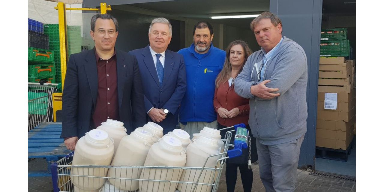  La Horchata de la undécima horchatada fallera se dona a la Casa de la Caridad de Valencia