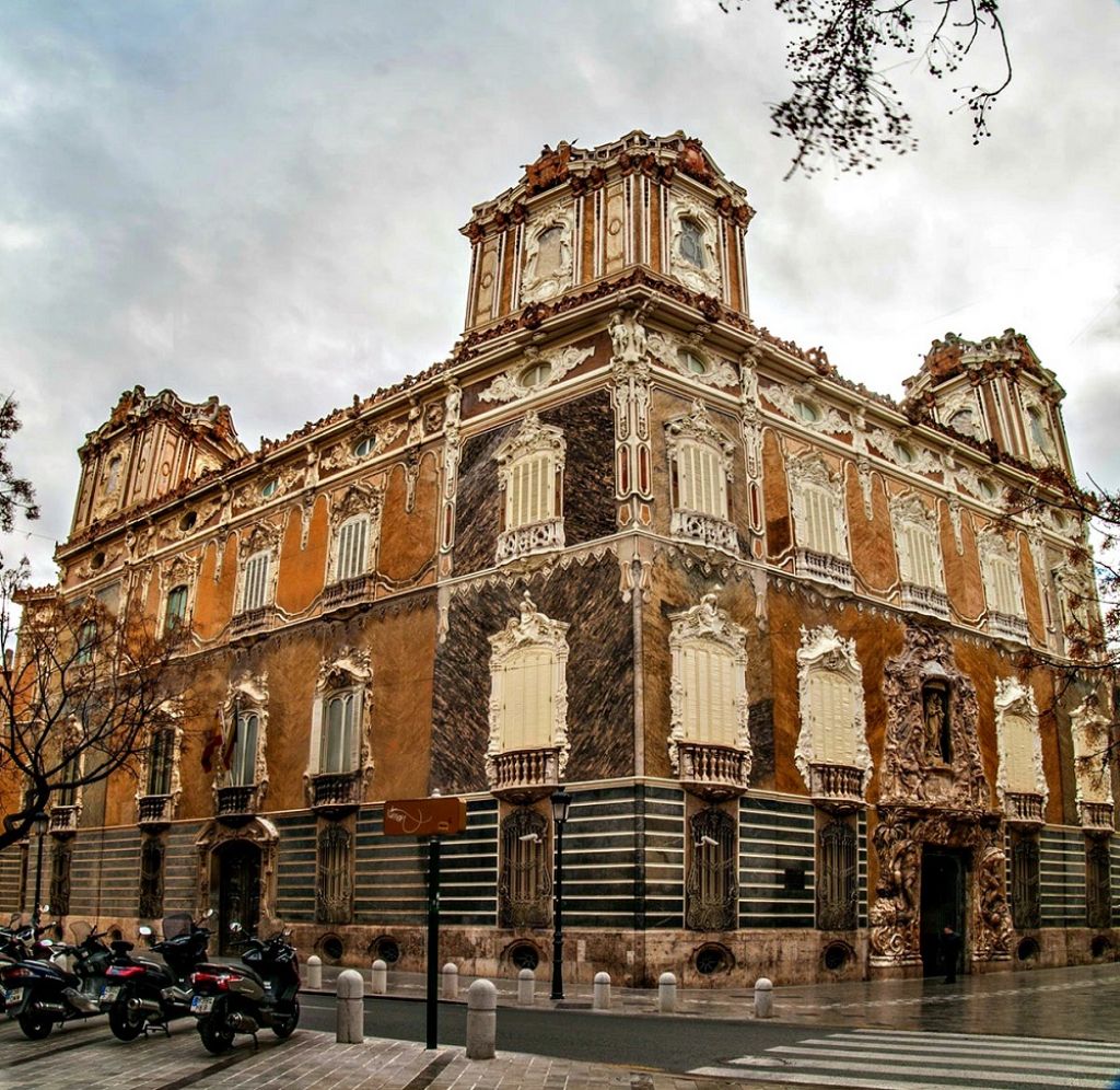   VERANO EN EL MUSEO NACIONAL DE CERÁMICA