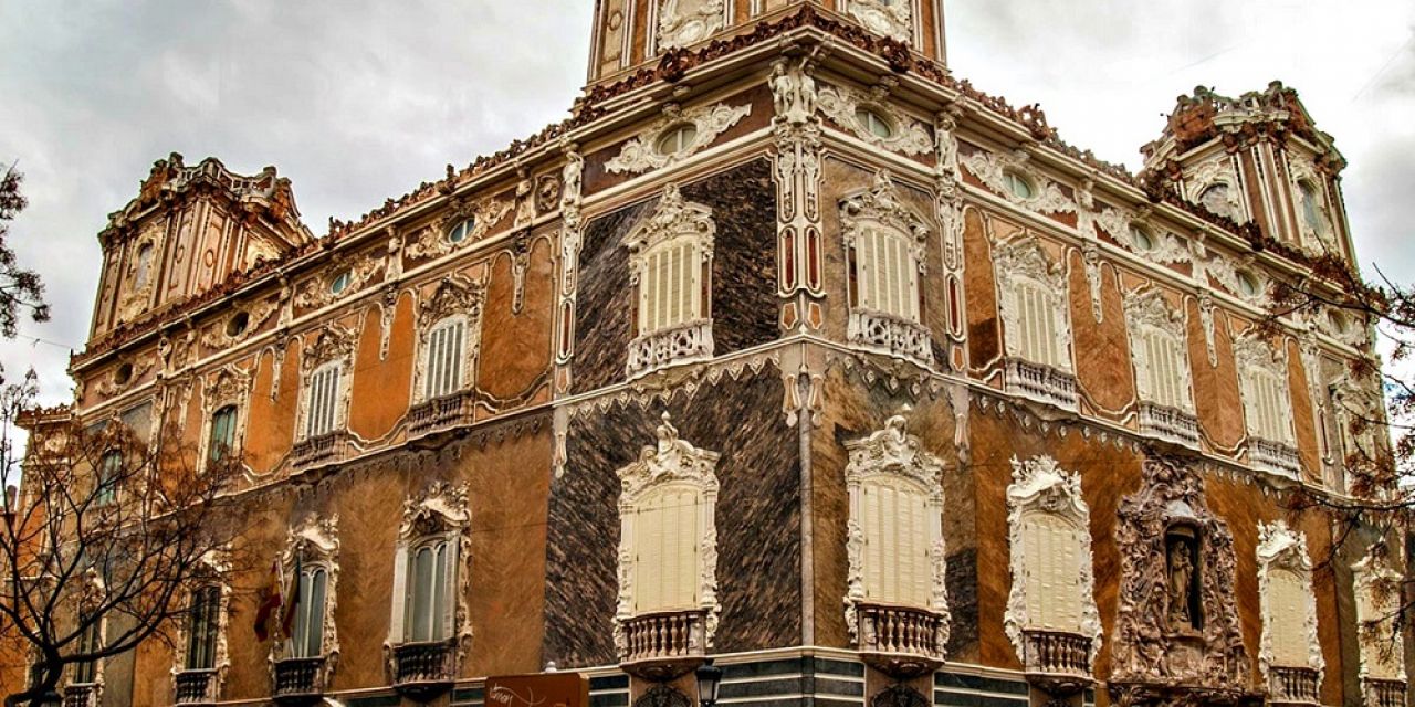   VERANO EN EL MUSEO NACIONAL DE CERÁMICA