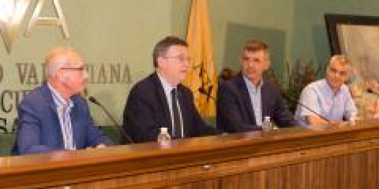  Puig apuesta por el diálogo “permanente” entre instituciones y asociaciones agrarias para consolidar un sector agroalimentario “fuerte y moderno”