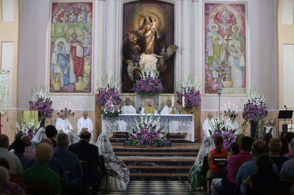  El cardenal Cañizares propone a las parroquias de los Poblados Marítimos peregrinar a la Basílica de la Virgen con la imagen del Cristo del Grao