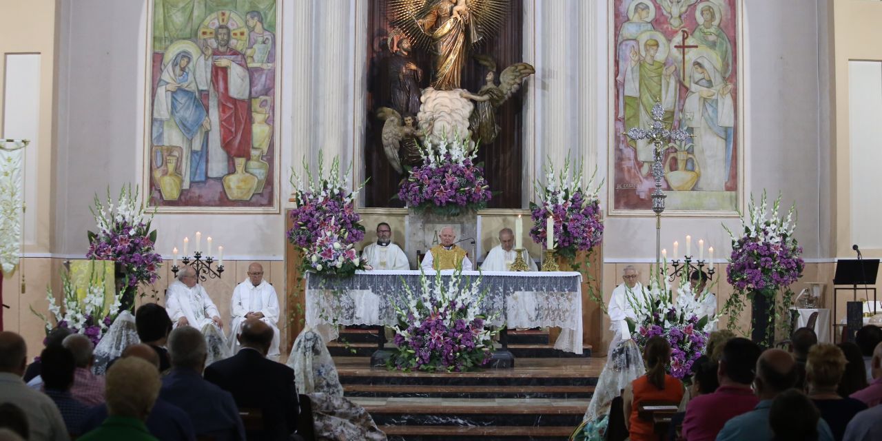  El cardenal Cañizares propone a las parroquias de los Poblados Marítimos peregrinar a la Basílica de la Virgen con la imagen del Cristo del Grao