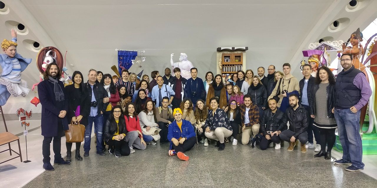  El tercer Instameet de la Exposición del Ninot se celebra con récord de participación