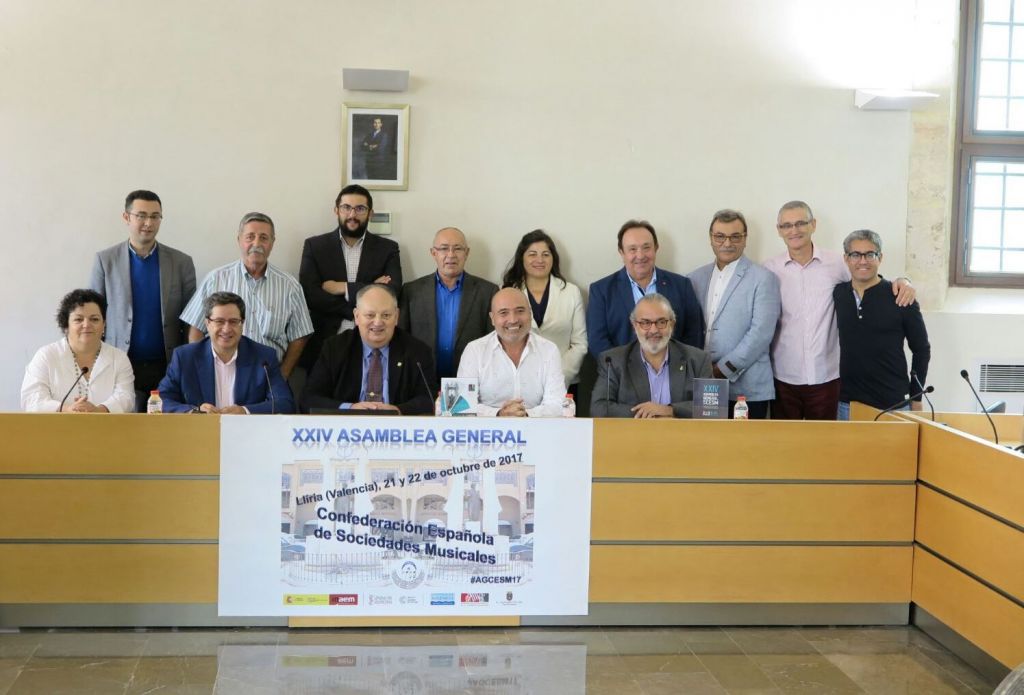  Xavier Rius reafirma el compromiso de la Diputació con las sociedades musicales durante la Asamblea de la Confederación Española