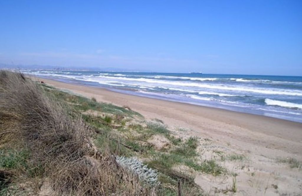  ARRANCA EL DISPOSITIVO DE SALVAMENTO Y SOCORRISMO EN LAS PLAYAS DE LA CIUDAD