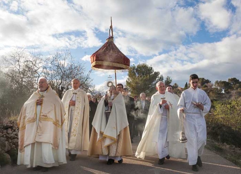  Llutxent conmemora mañana la fiesta del “Misterio de los Corporales” del siglo XIII con peregrinos llegados también de Zaragoza y Cuenca