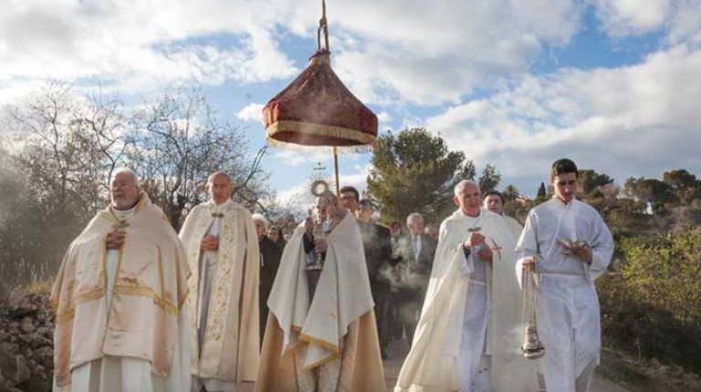 Llutxent conmemora mañana la fiesta del “Misterio de los Corporales” del siglo XIII con peregrinos llegados también de Zaragoza y Cuenca