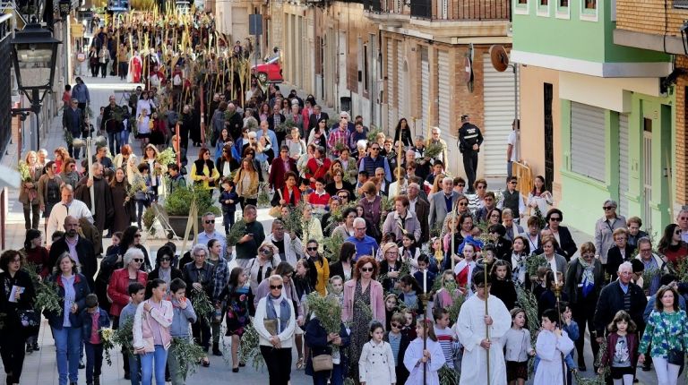 Alboraya inaugura la Semana Santa con la Solemne Procesión de Ramos