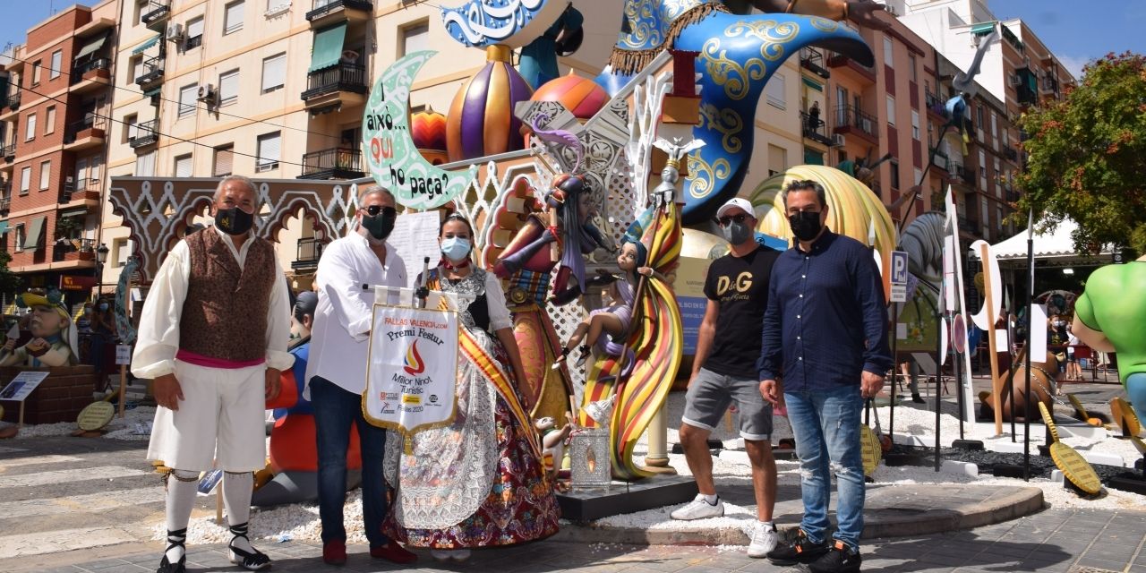  La Falla Duque de Gaeta – Puebla de Farnals recibe el premi Festur al millor ninot turístic 2021